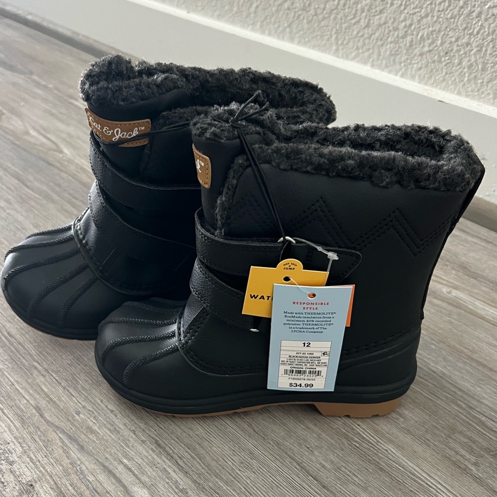 NWT Cat and Jack Toddler Snow Boots